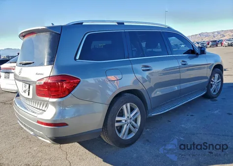 2015 Mercedes-Benz Gl 450 4Matic z USA, uszkodzony, nr VIN 4JGDF6EE2FA476658